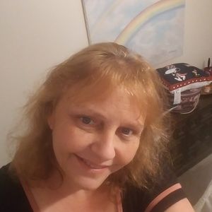 Meet your Posher, Lynette